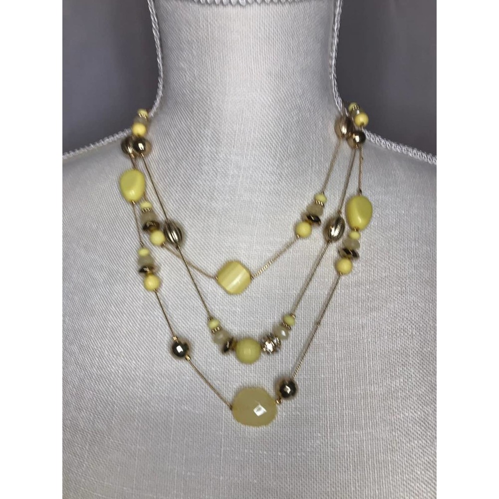 Yellow Gold Necklace and Earring